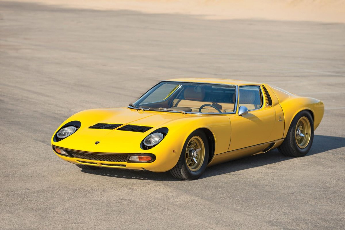 Lamborghini Miura p400
