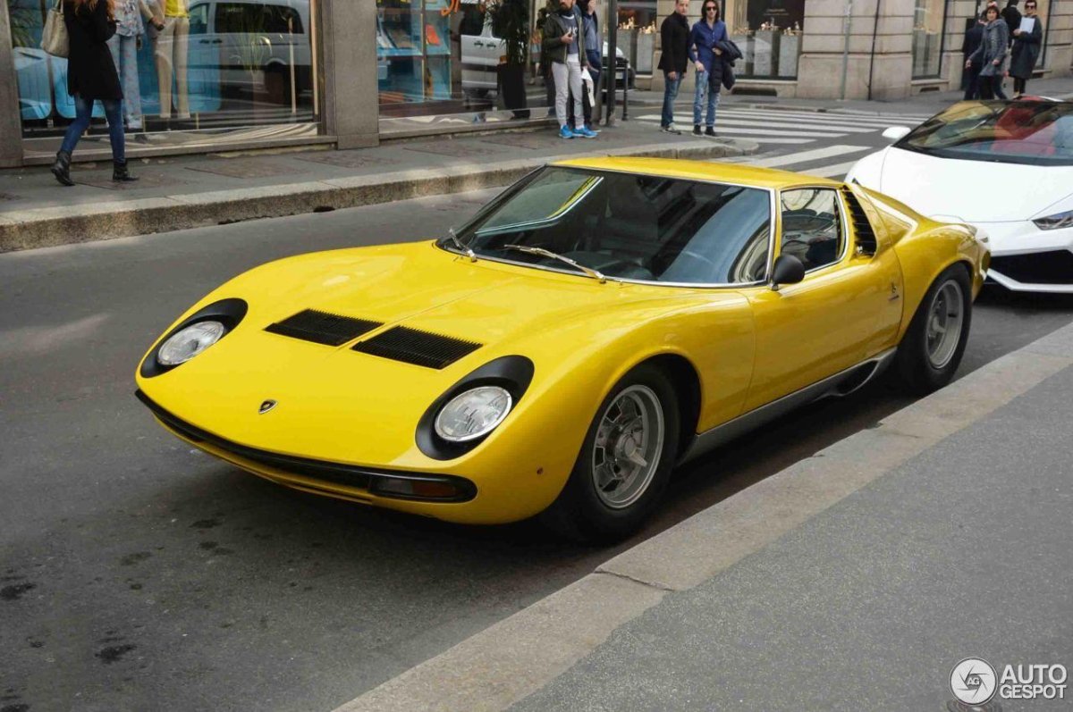 Lamborghini Miura p400 SV