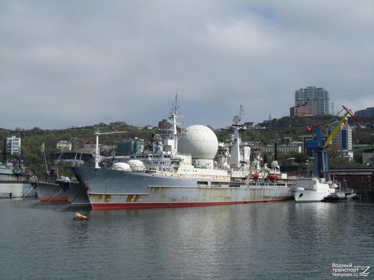Корабль Маршал Крылов во Владивостоке