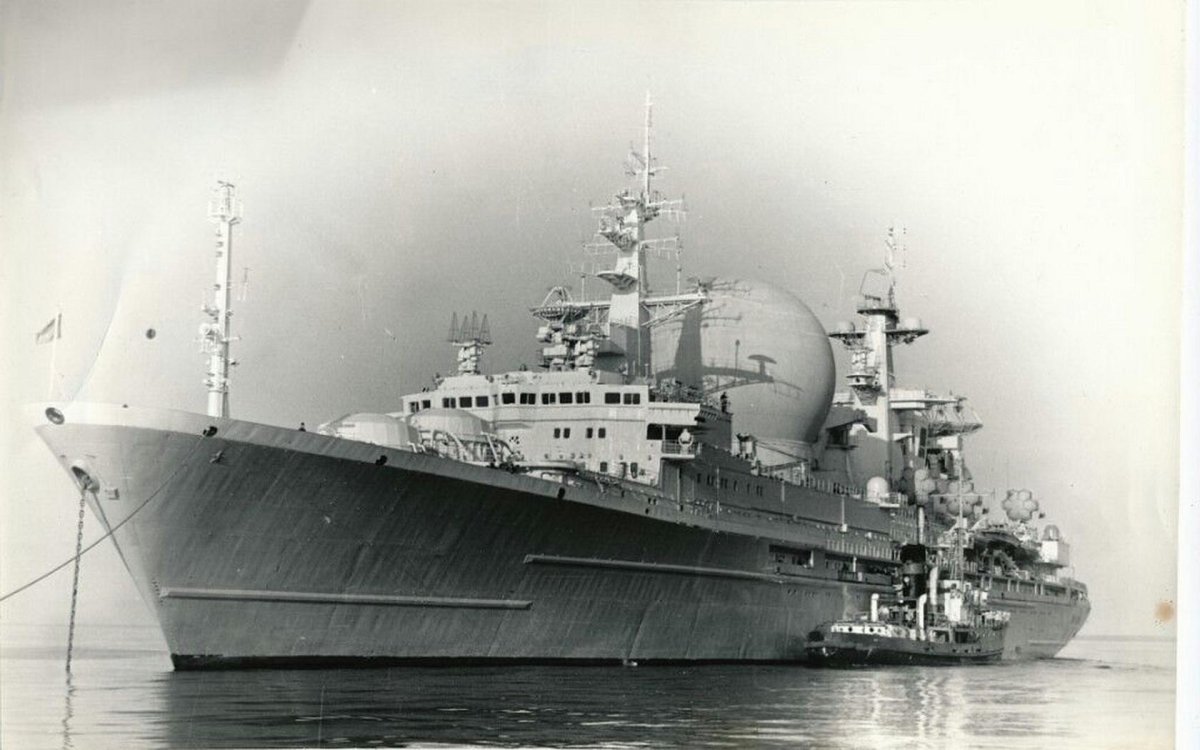 Корабль КИК Маршал Неделин