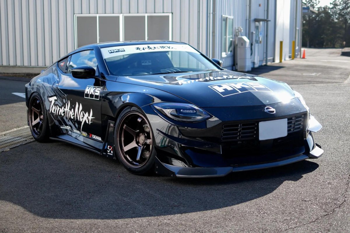 Nissan HKS