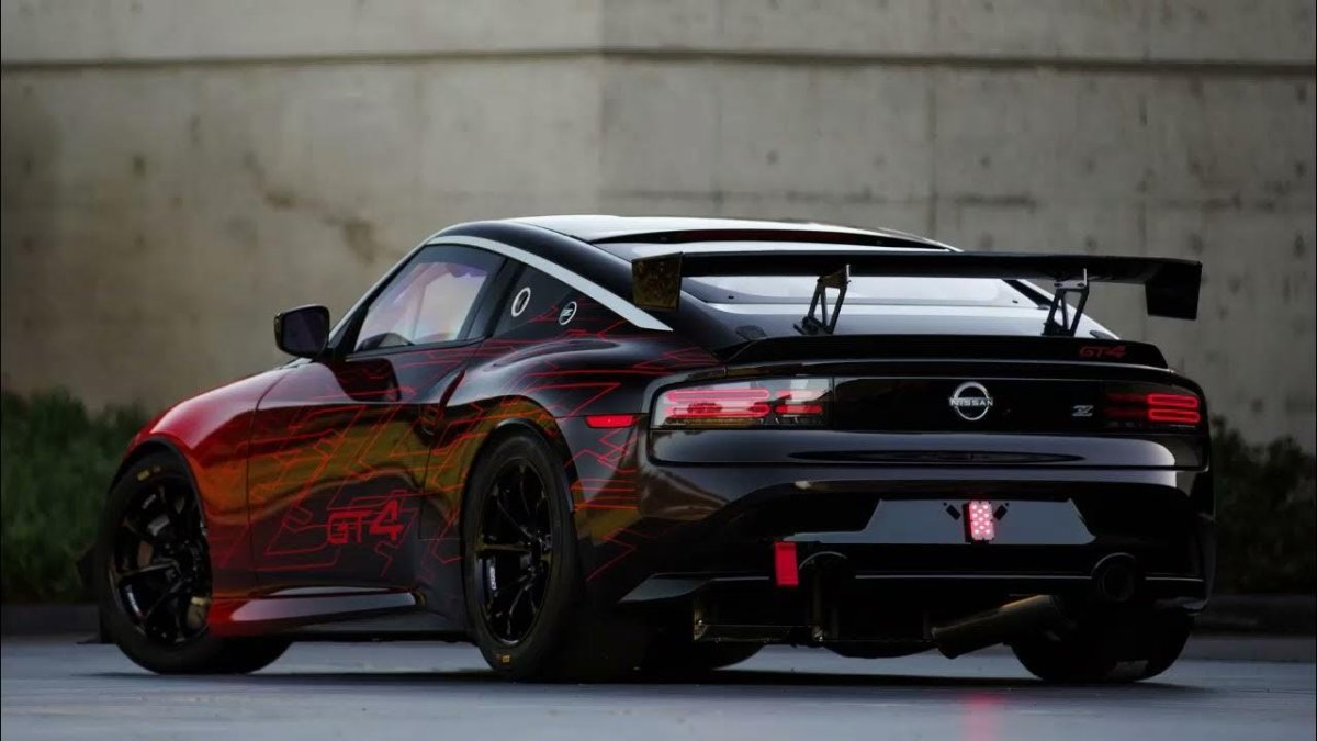 Nissan z gt4 2023