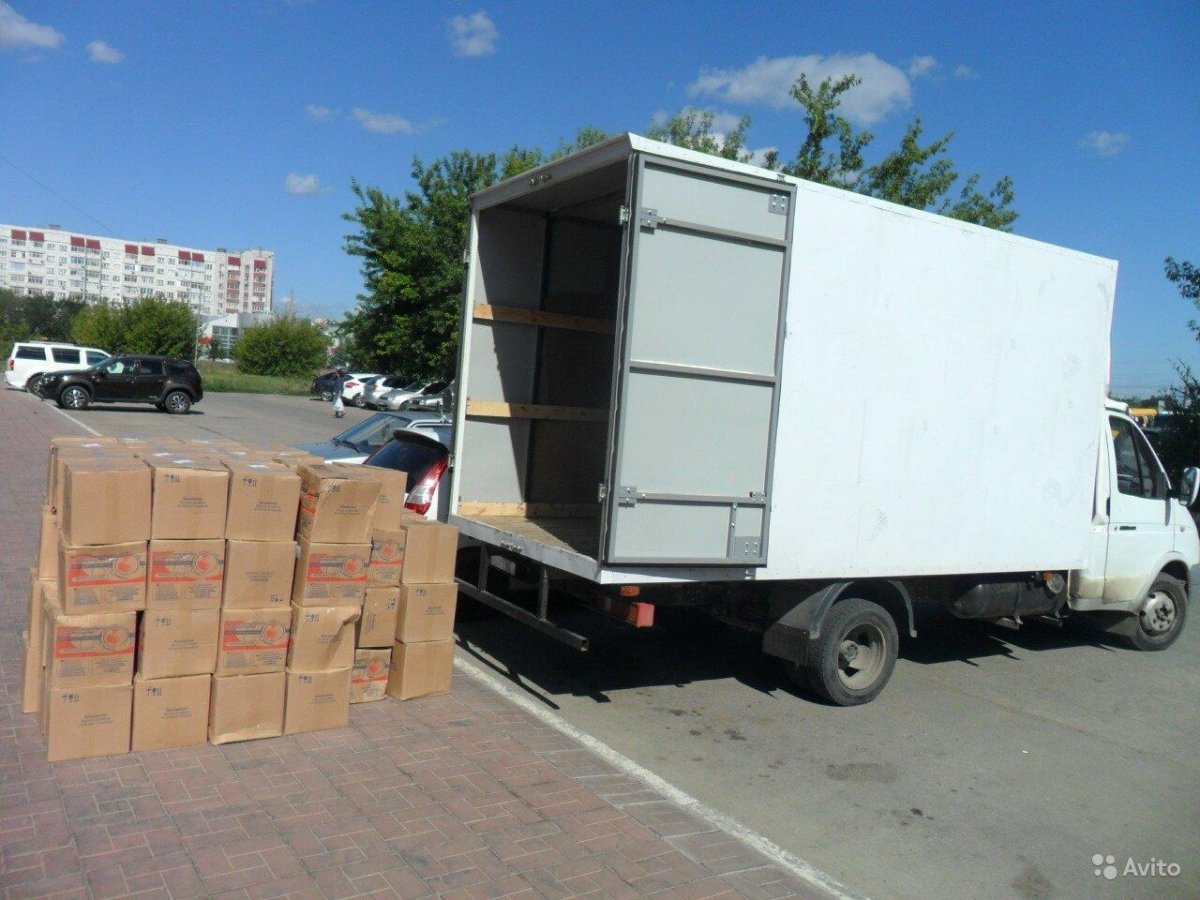 Газель с коробками