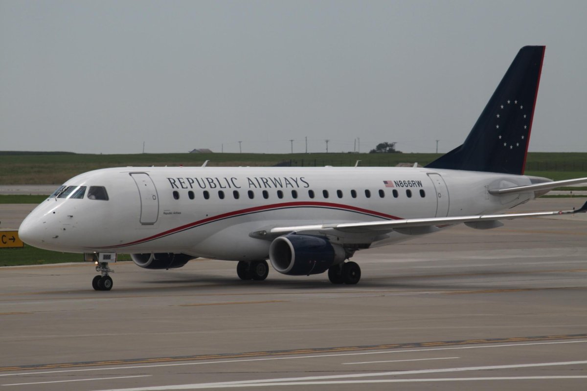 Embraer rj170