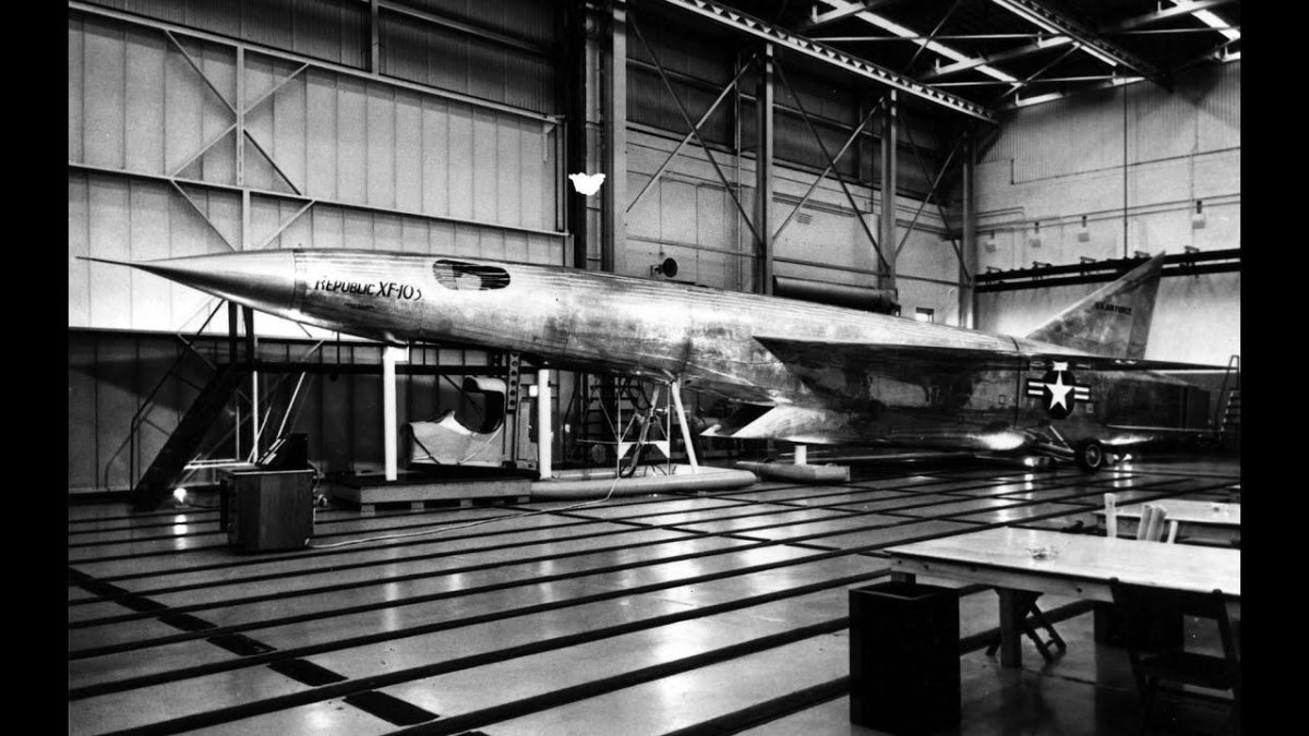 Republic XF-103 Thunderwarrior