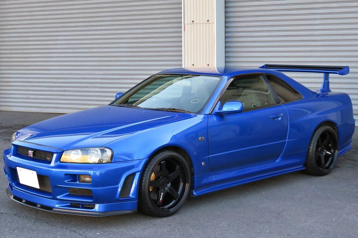 Nissan Skyline 34