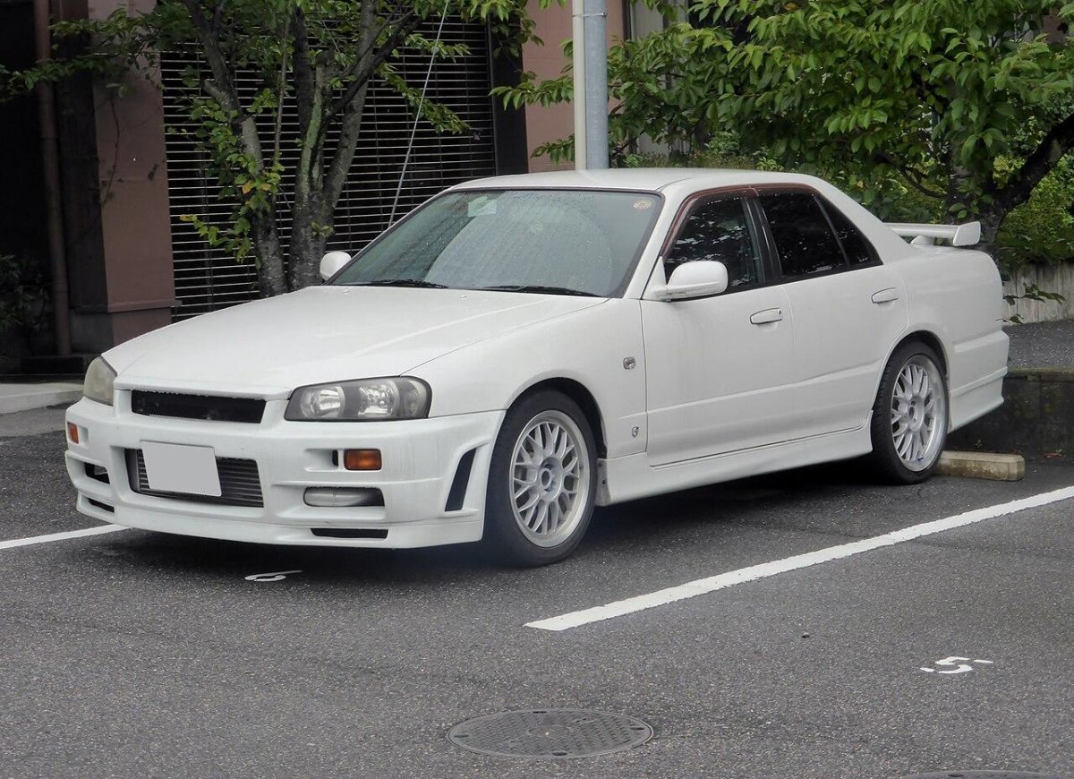 Nissan Skyline er34