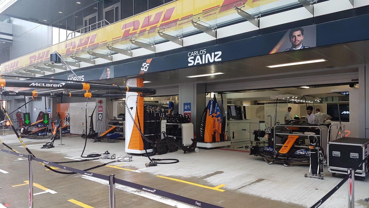 Питлейн боксы