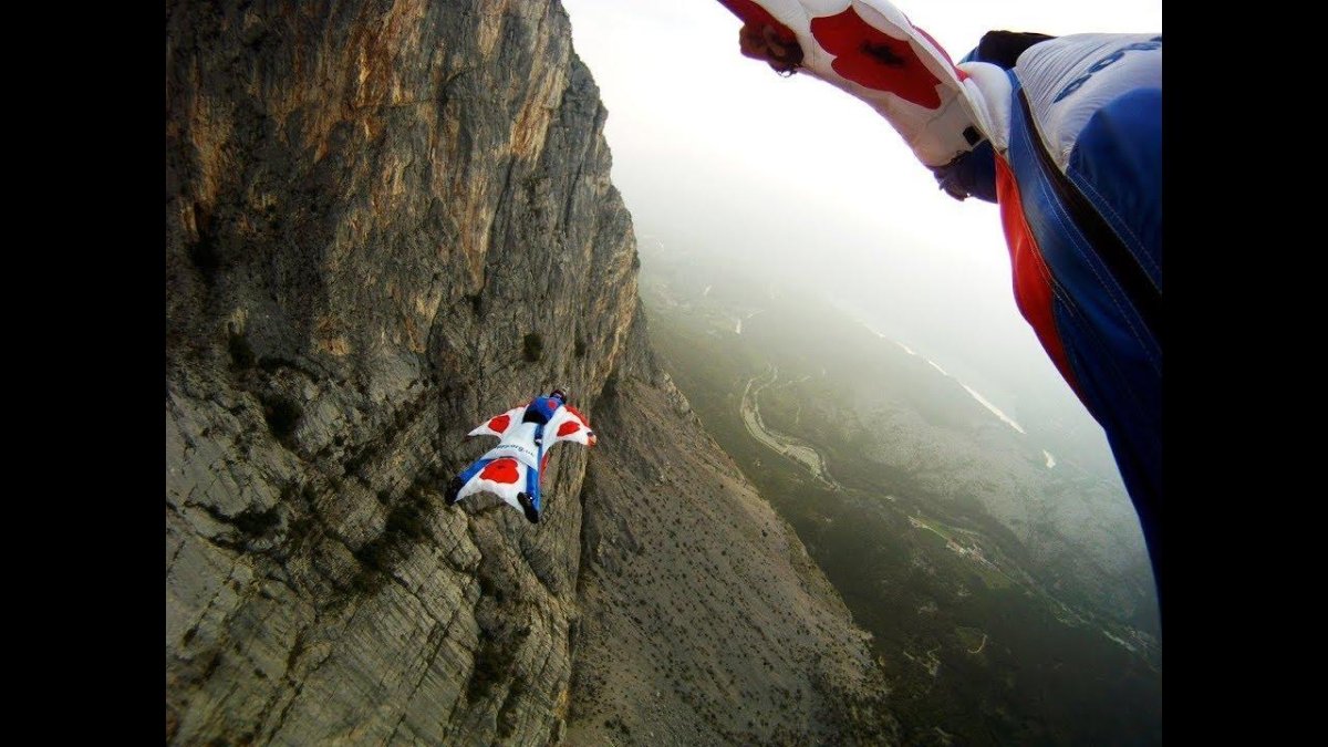 Водопад Анхель бейсджампинг