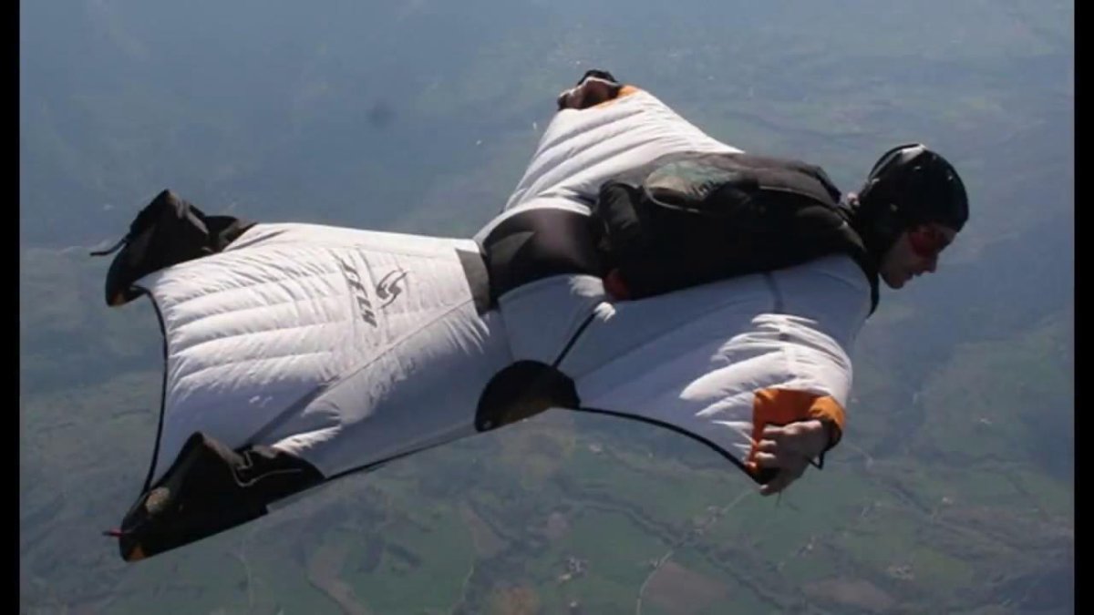 Реактивный вингсьют