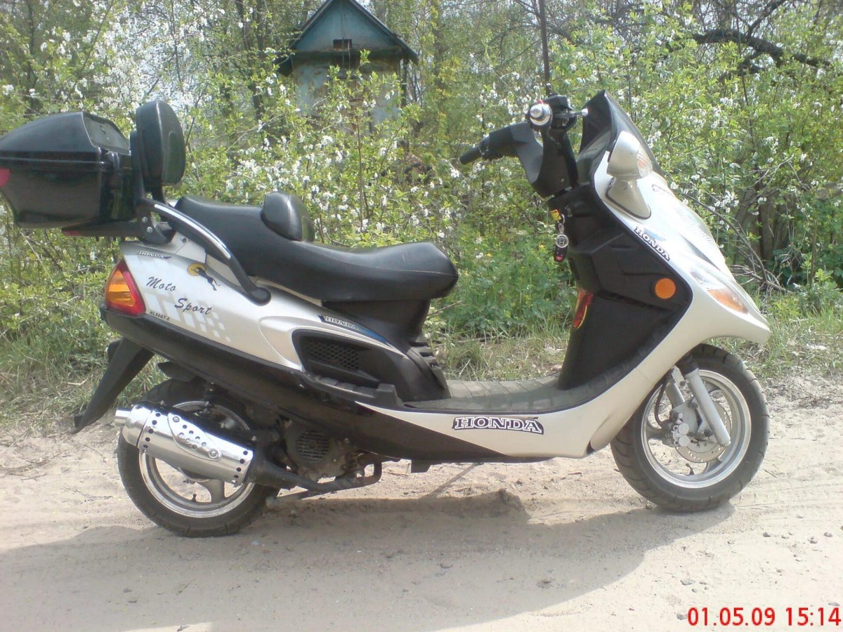 Скутер Хонлинг 150 кубов