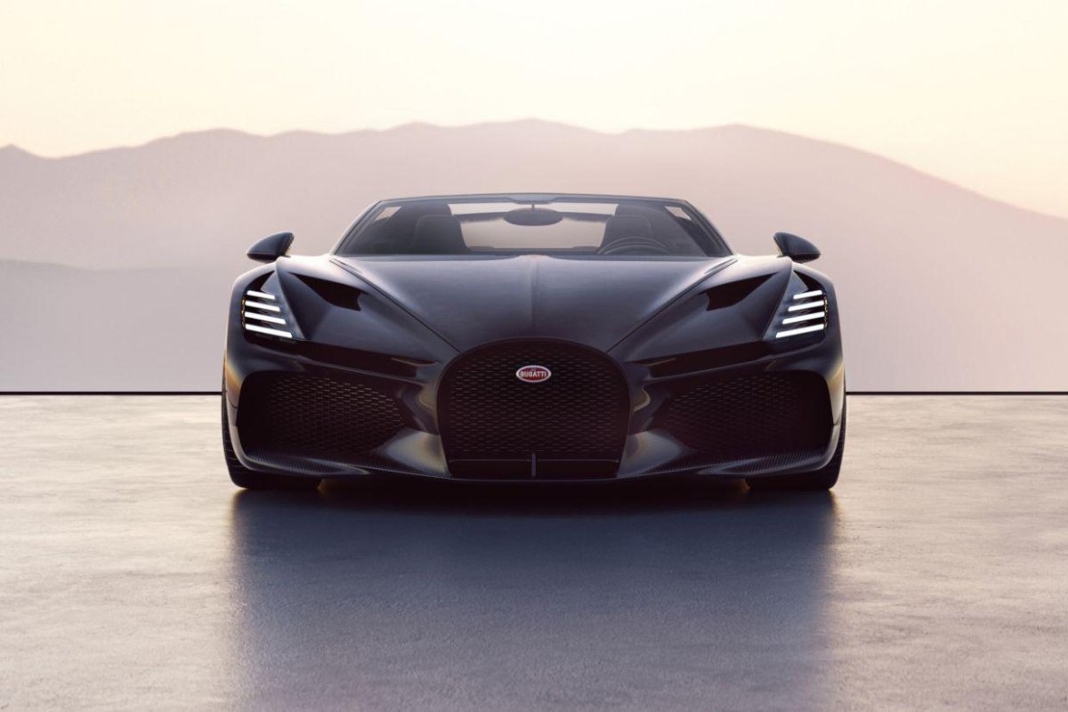 Bugatti Mistral 2022
