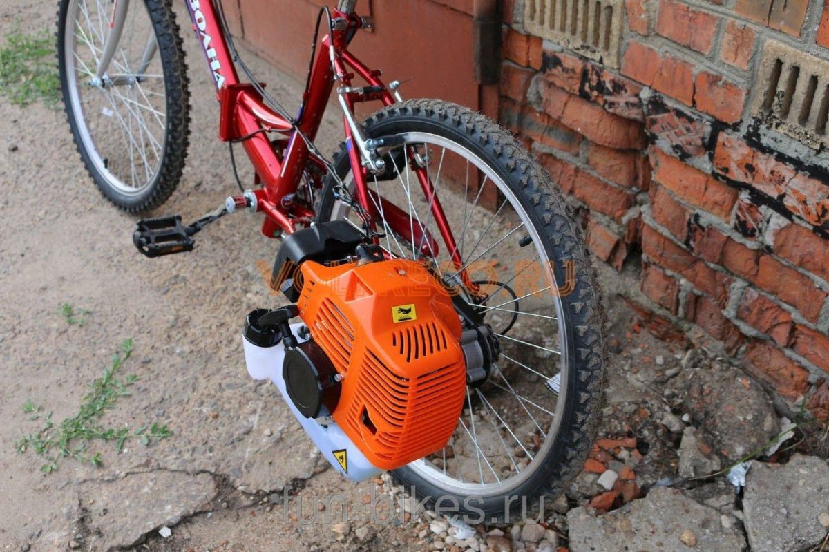 Мотовелосипед с 4т мотором