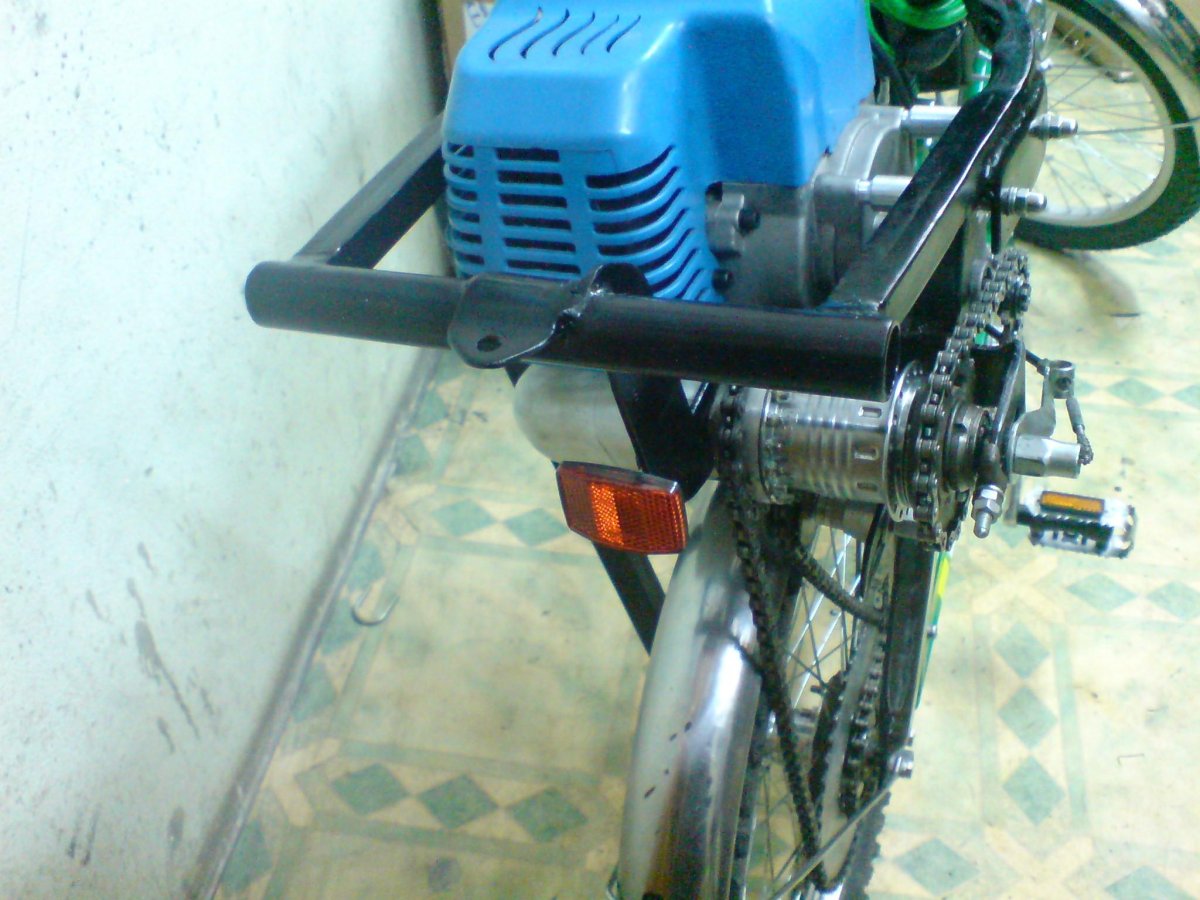 Фрикционный привод веломотор