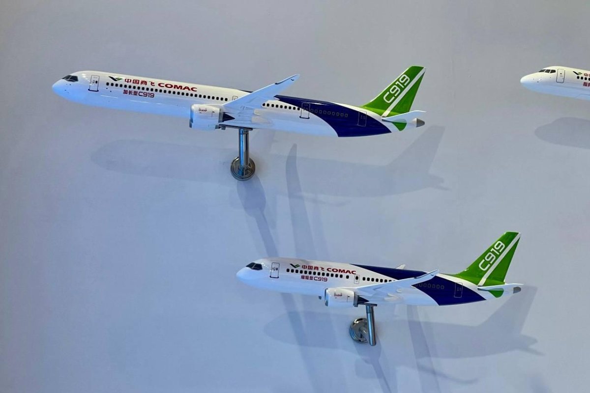 Comac c919 vs МС-21