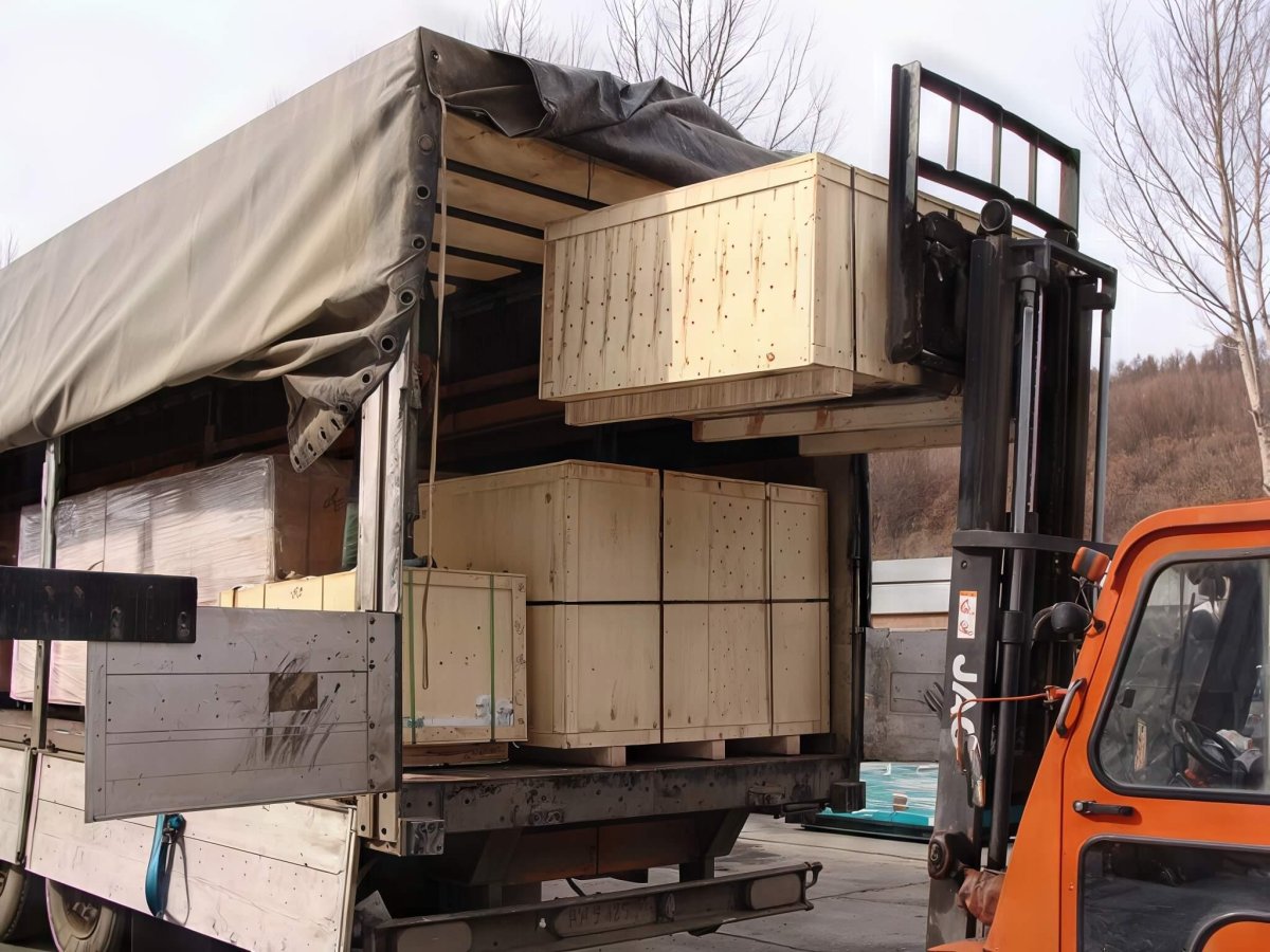 Погрузка фуры