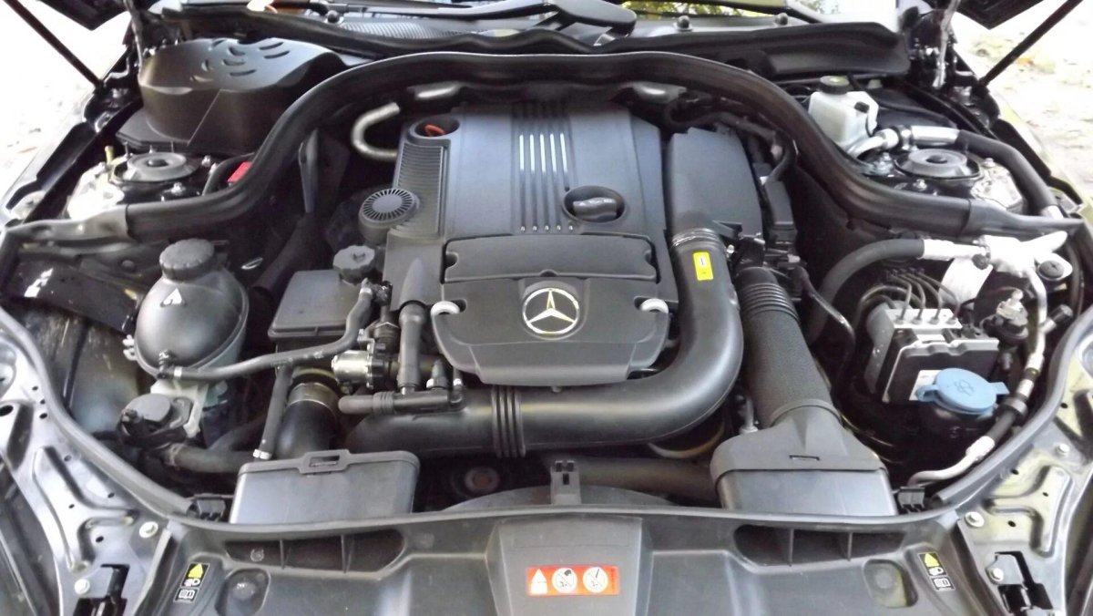 Mercedes m271