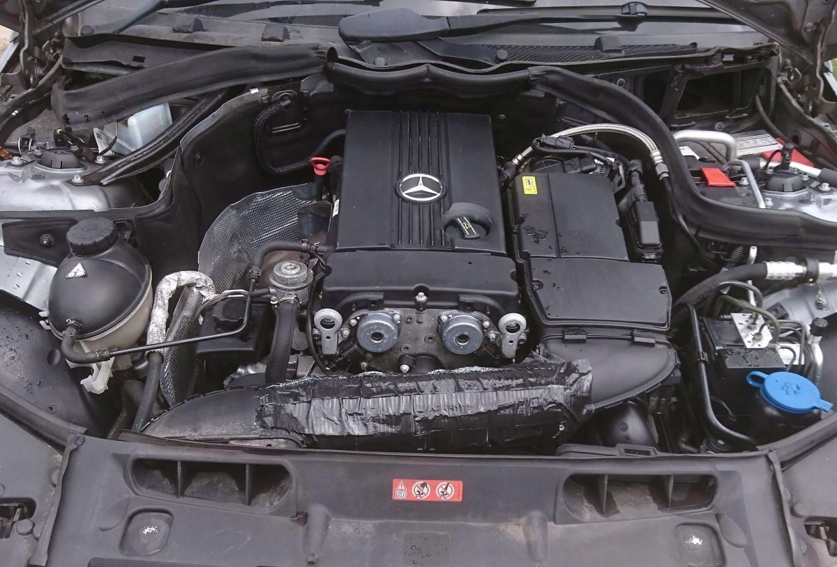 Mercedes c180 w203 мотор
