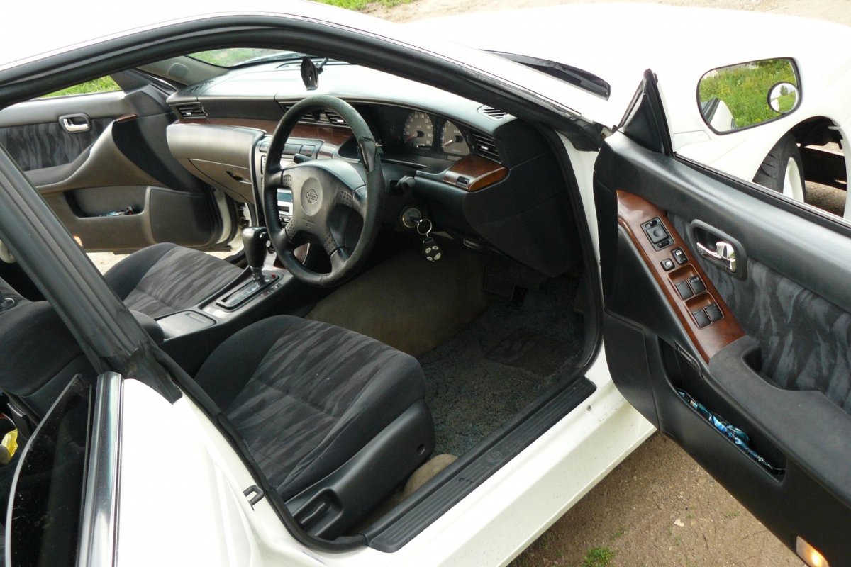 Nissan Laurel c35 Club s