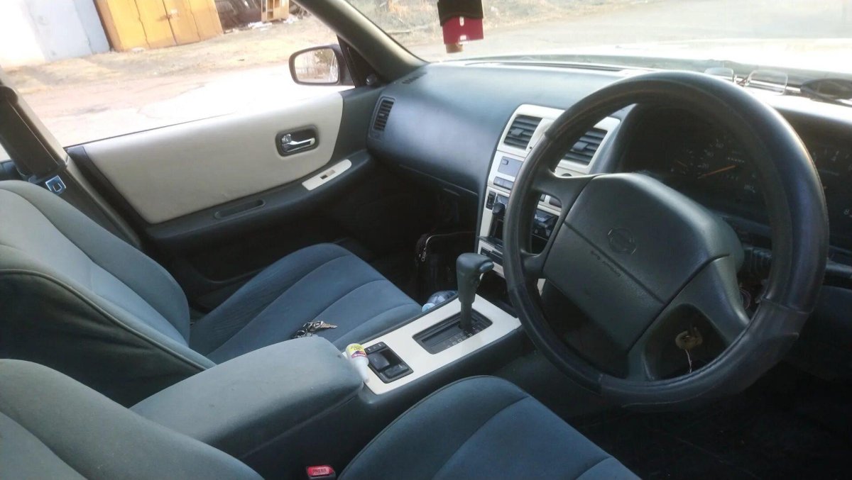 Nissan Laurel c34 салон