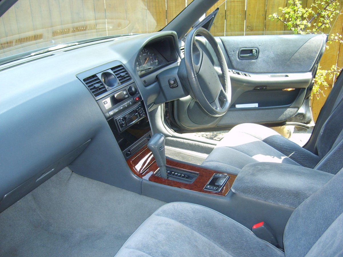 Nissan Laurel c35 Club s