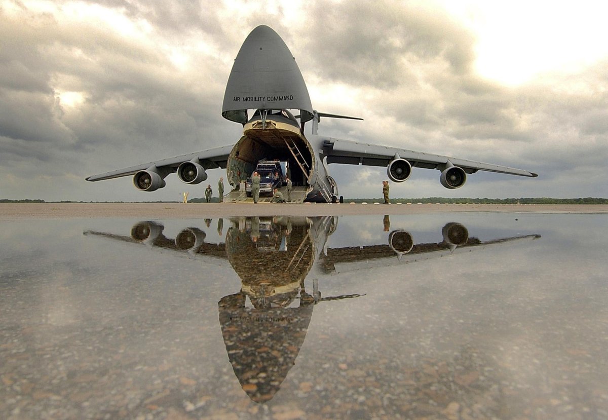 Самолет Lockheed c-5 Galaxy
