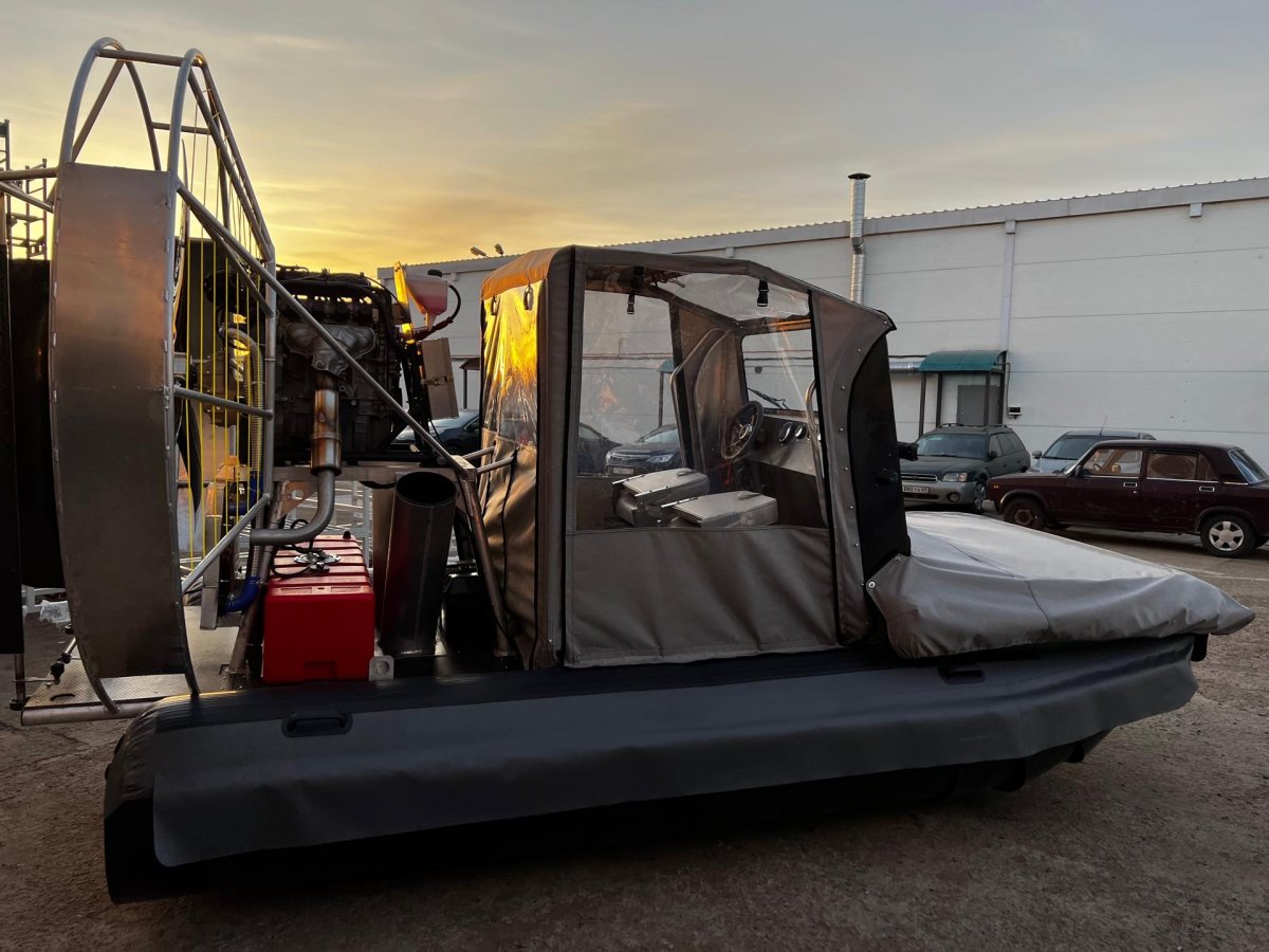 Аэролодка Бриз 420