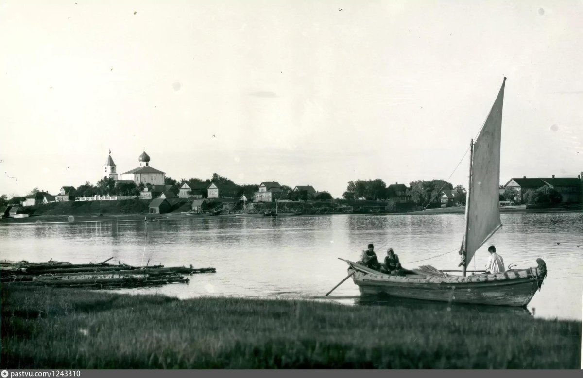 Сойма лодка Великий Новгород