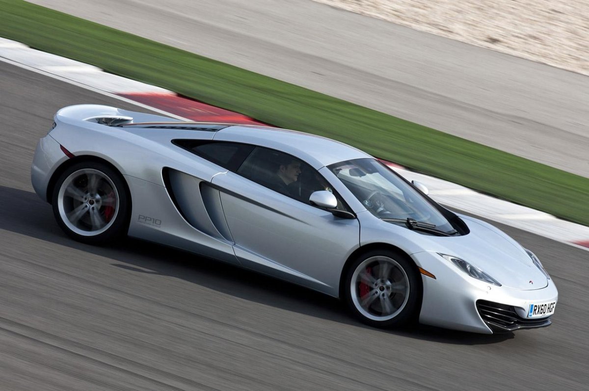 MCLAREN mp4-12c