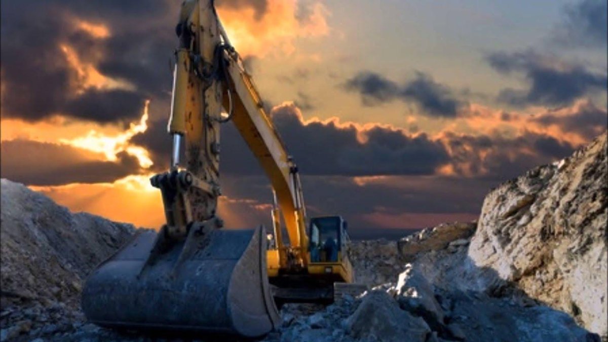 Карьерный экскаватор