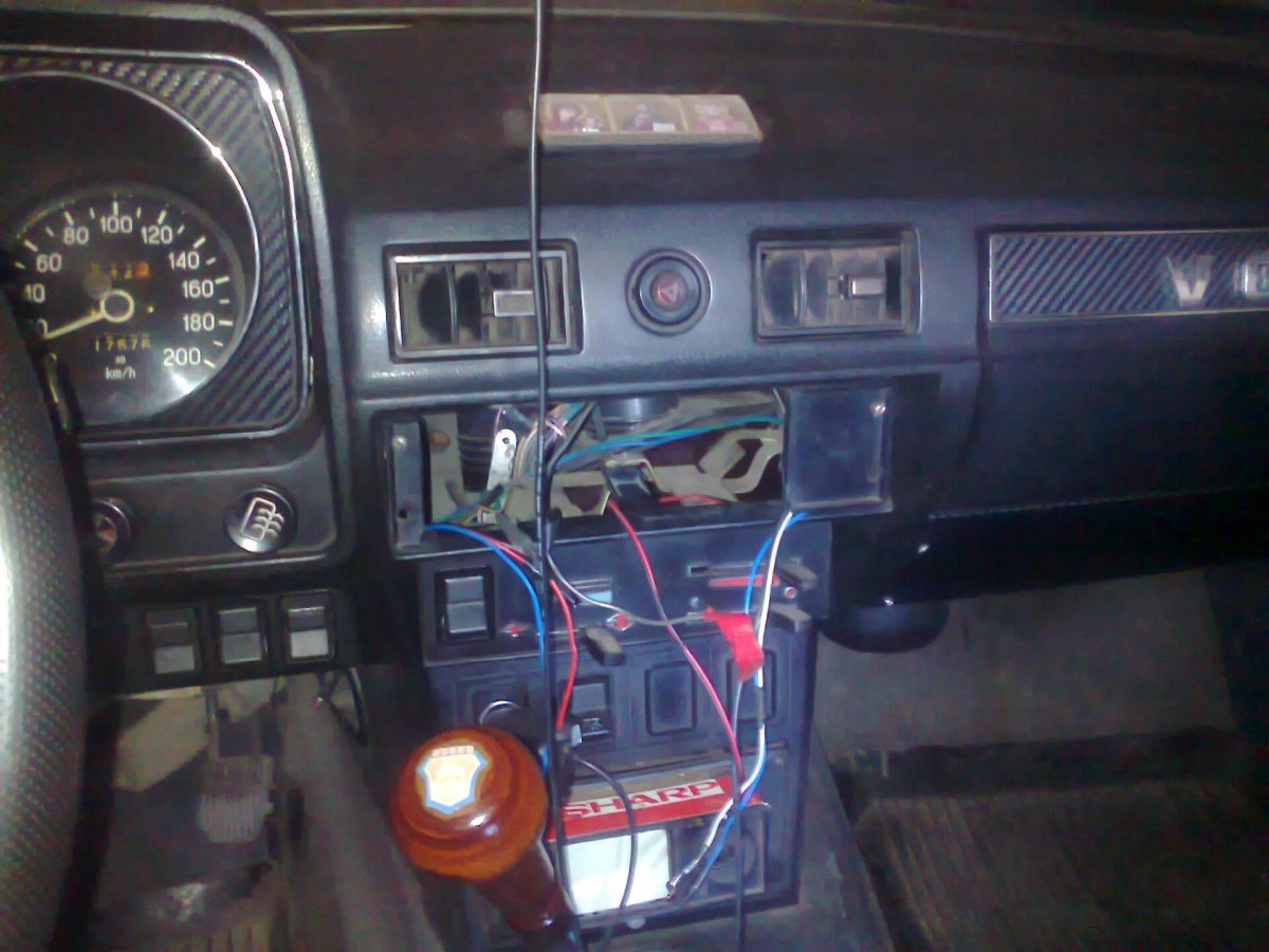 ГАЗ 2410 магнитола