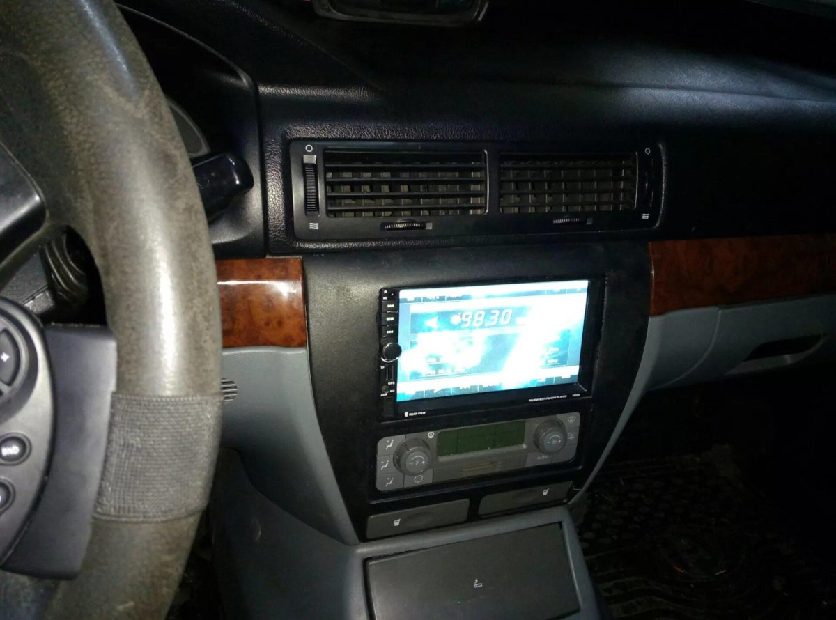 2дин ГАЗ 31105