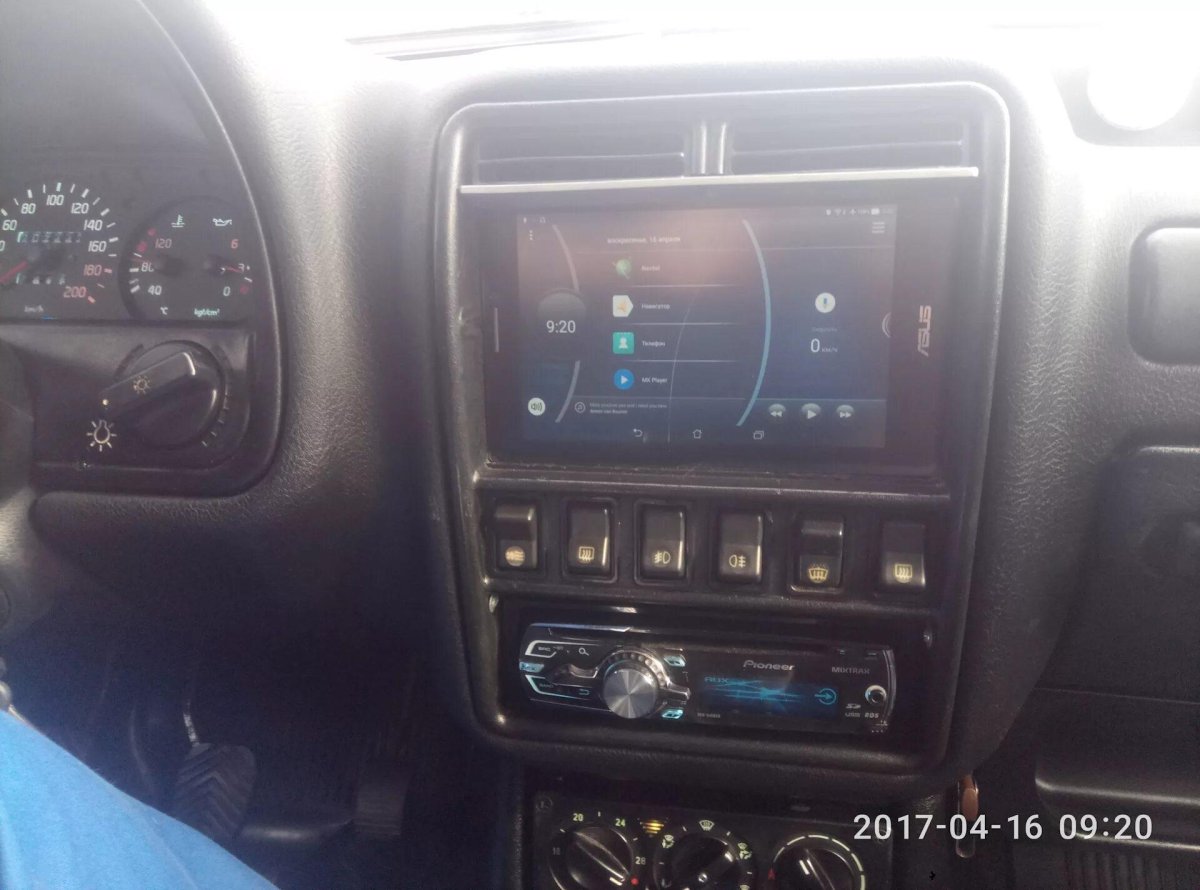 2 Din магнитола в Волгу 3110