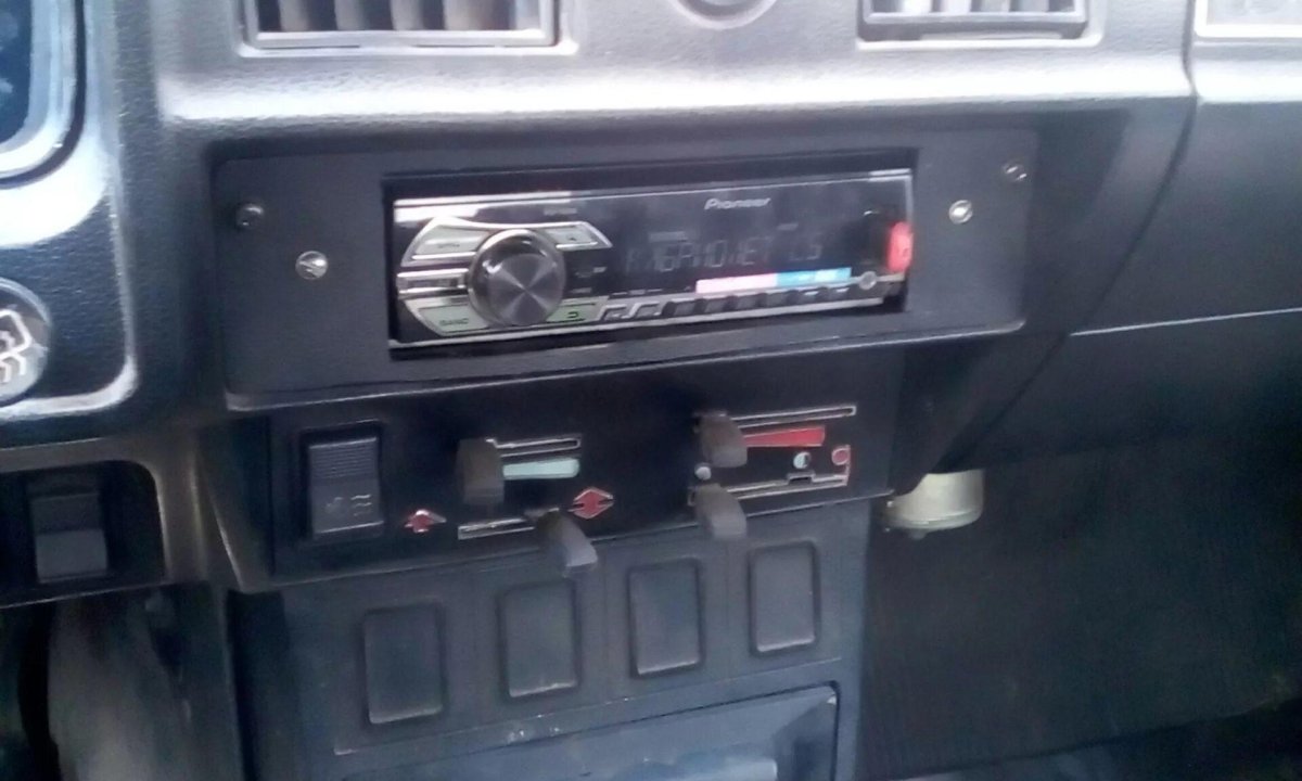 Рамка магнитолы ГАЗ 2410