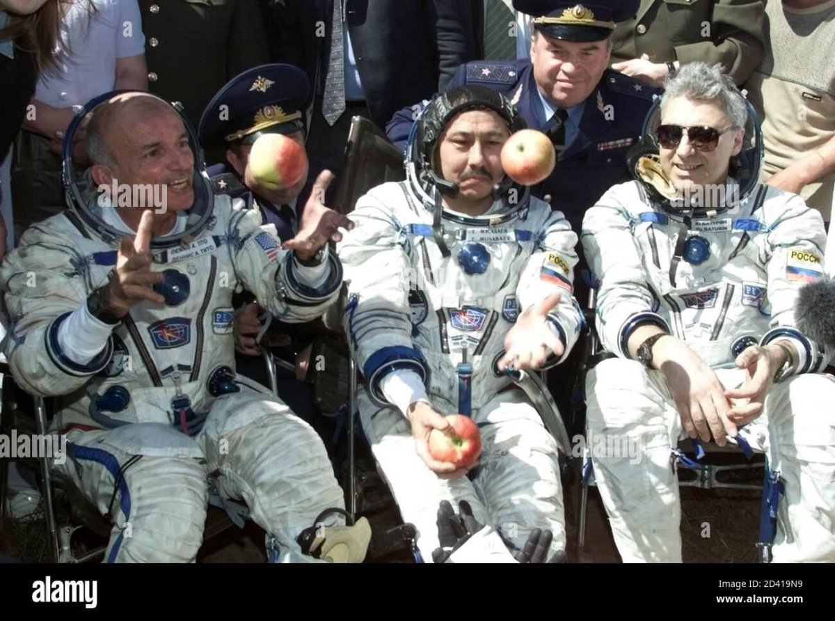 Космические туристы Денис Тито