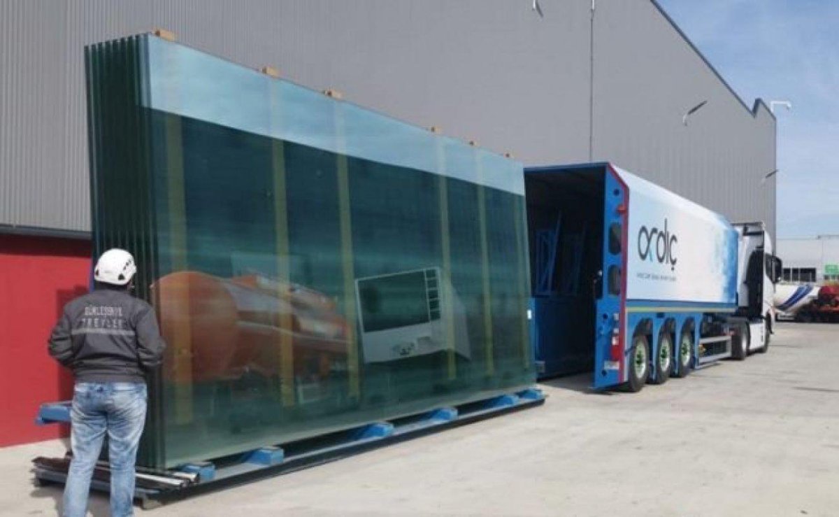 Полуприцеп стекловоз Langendorf