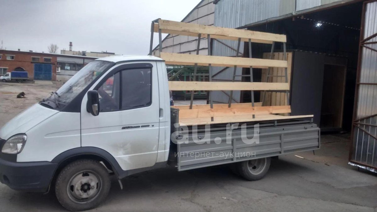 Газель 3302 бортовая с пирамидой