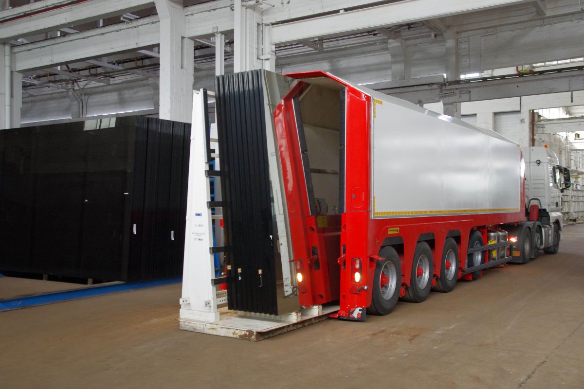 Полуприцеп стекловоз Faymonville