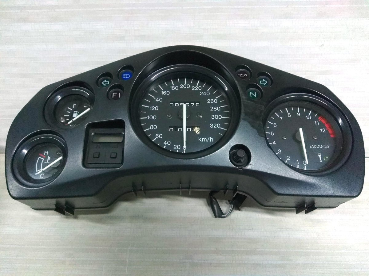 Панель приборов Honda cbr1100xx