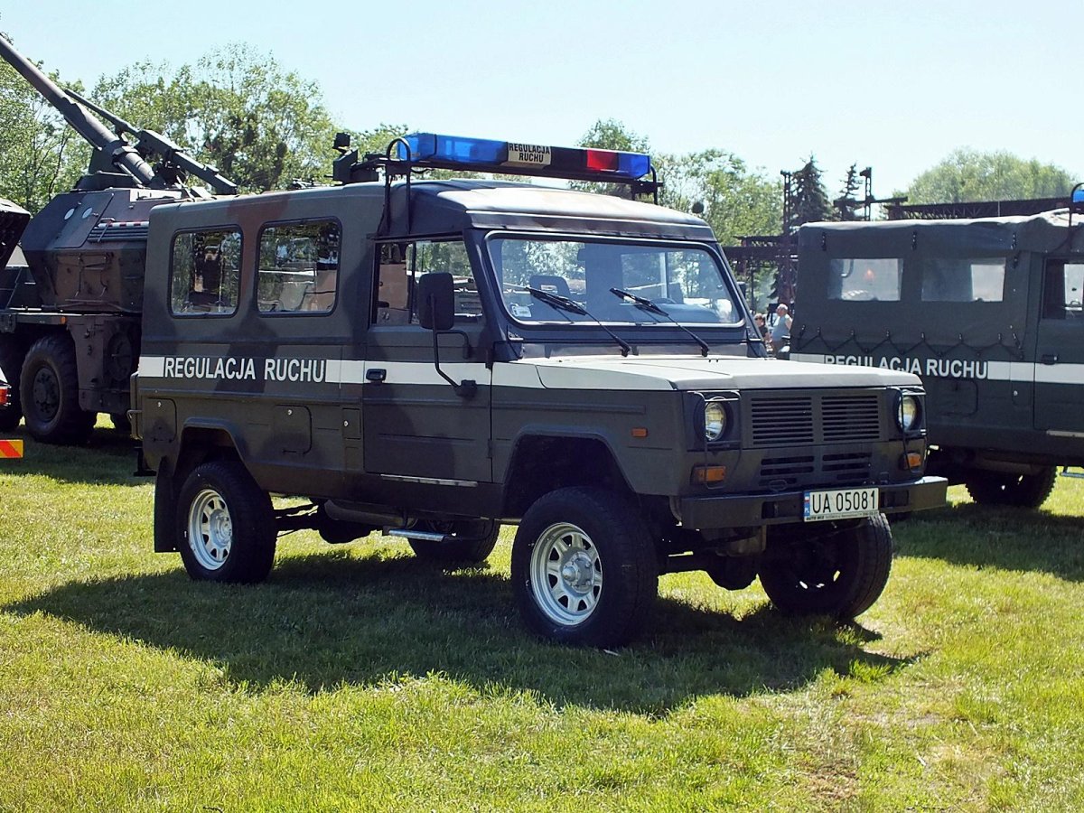 Тарпан хонкер автомобиль