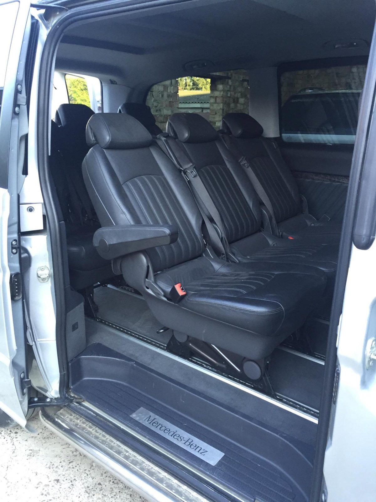 Мерседес Виано салон