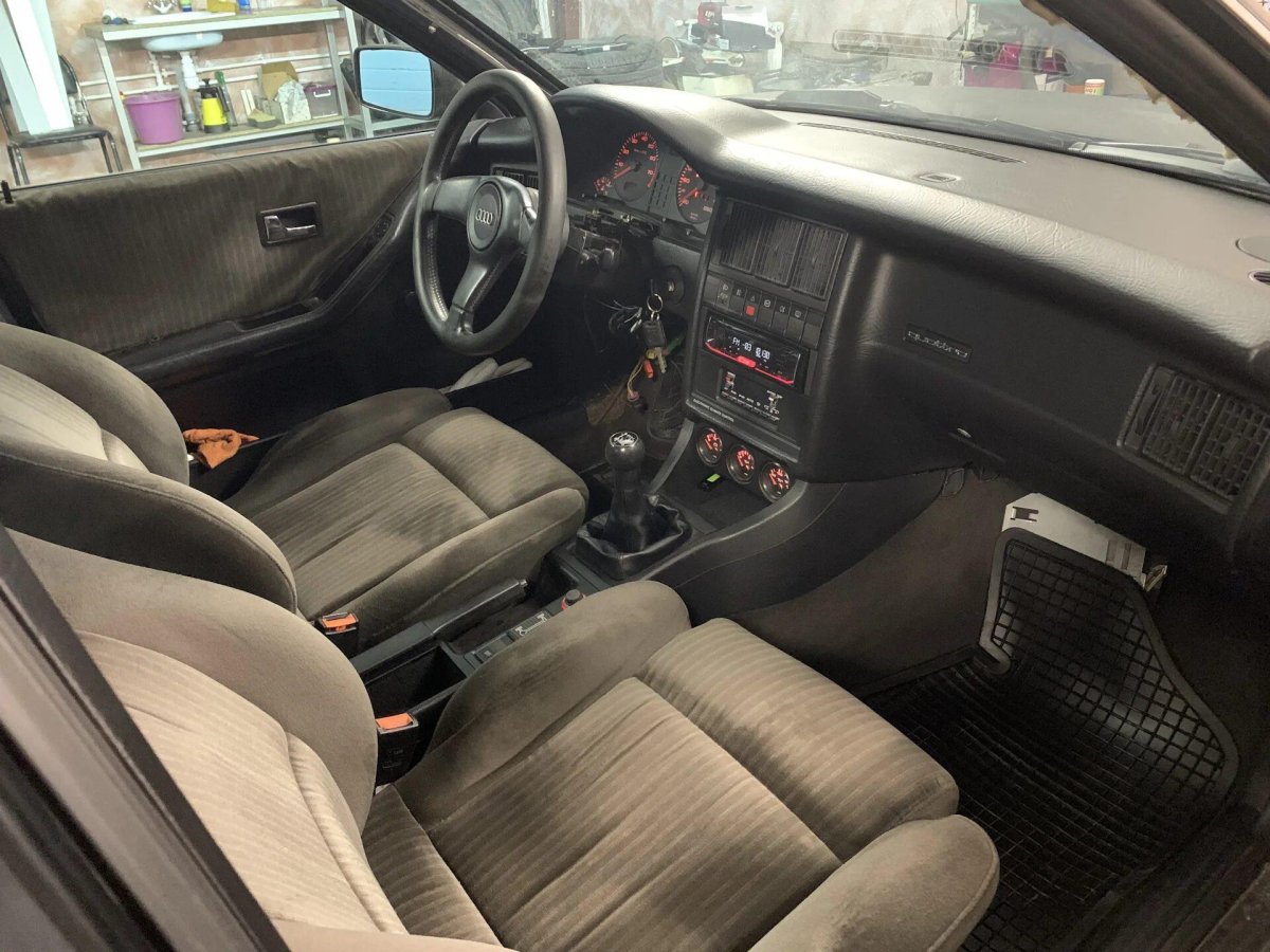 Ауди 100 b3 салон