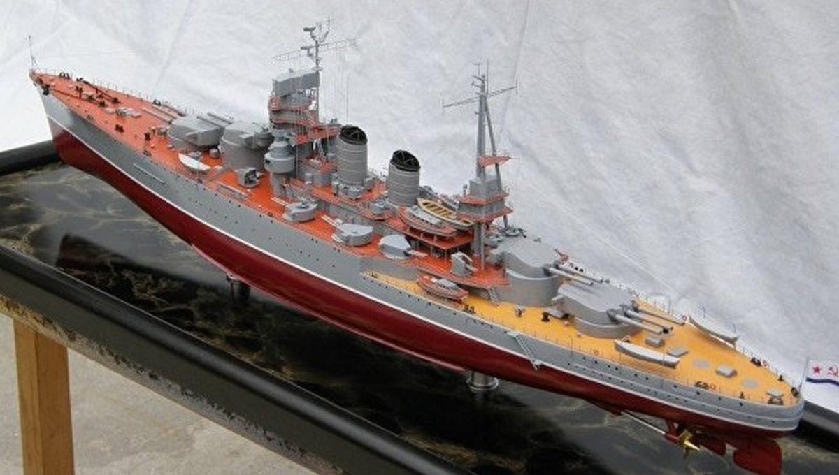 Линкор Юлий Цезарь Новороссийск