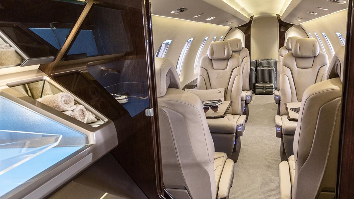 Самолет бизнес-Джет Pilatus PC-24