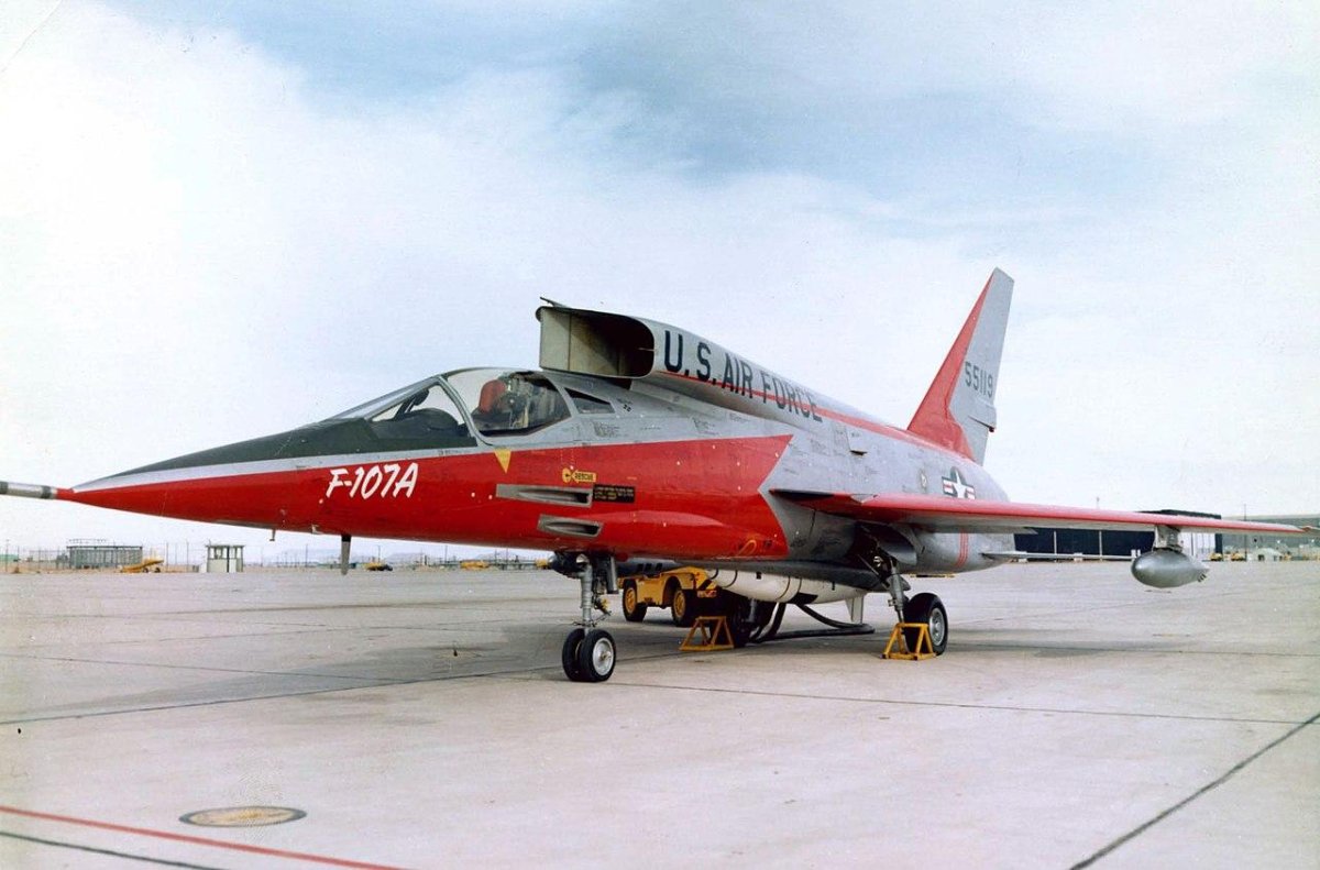 F-107a North American, Ultra Sabre