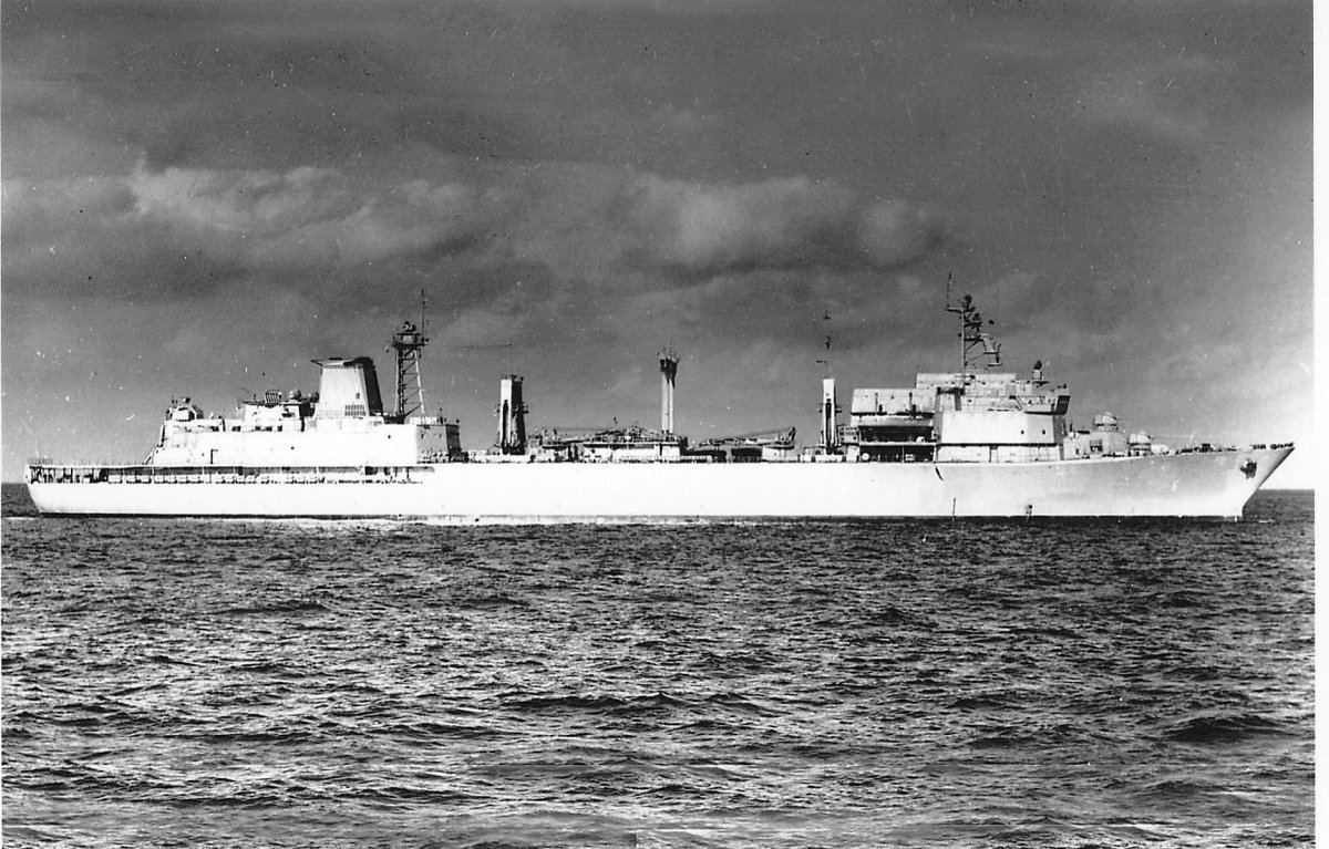 Проекта 1833 «Березина»