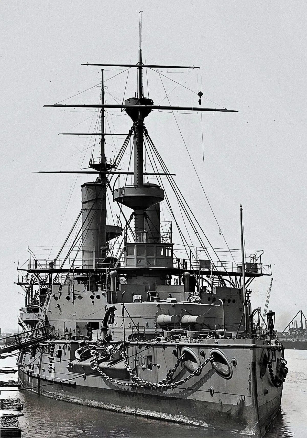 Британский броненосец HMS "Royal Sovereign"