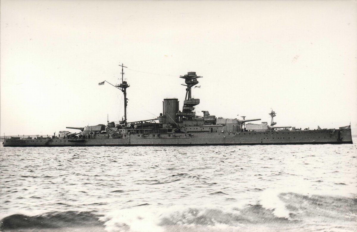 Линкор HMS Royal Oak