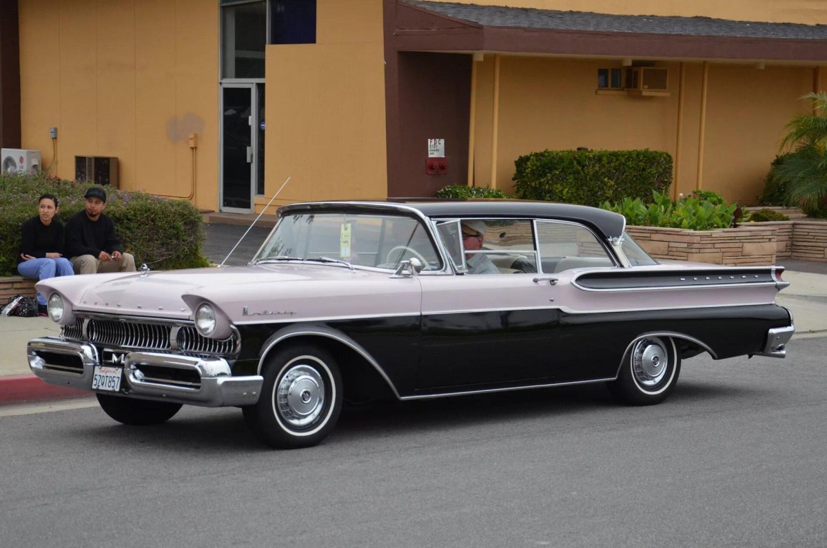 Mercury Monterey 1957