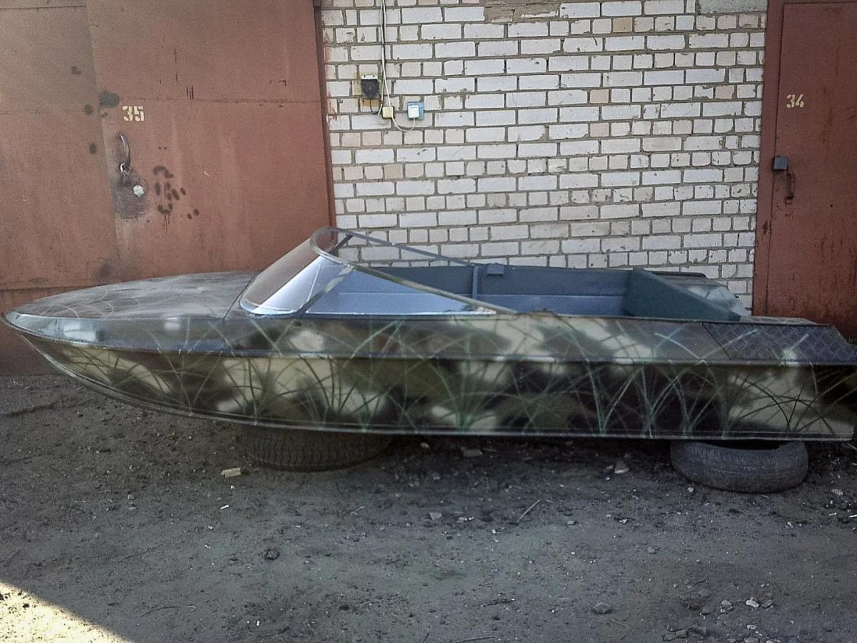 Моторная лодка Неман 2